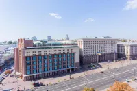Partner Guest House Khreschatyk Hotel dekat Holy Trinity Monastery of St.Jonah