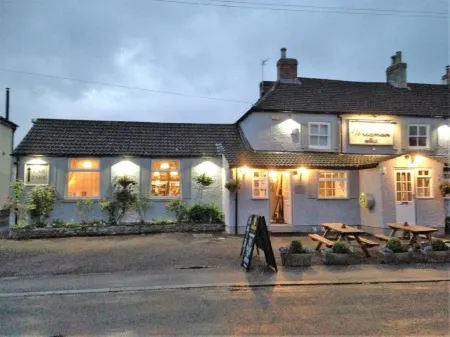 The Woodman Inn Отели в г. Снейп вит Торп