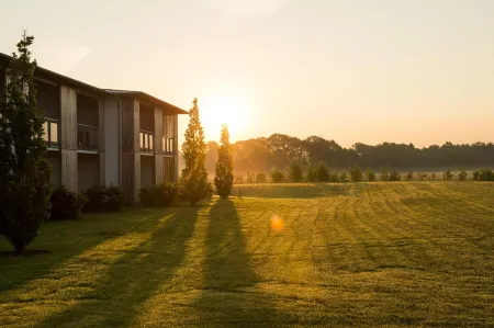 Hotel Gut Bardenhagen Отели в г. Натендорф
