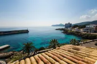 Hostal Port Corona - إطلالة على البحر