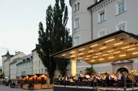 Apartmenthaus Nr 1 Hotels in Лієнц