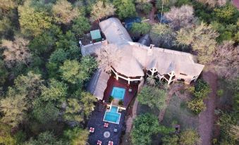 Crocodile Kruger Safari Lodge