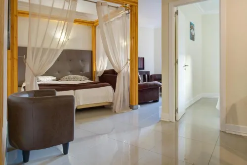 Choromar Apartments Hotels in Alte
