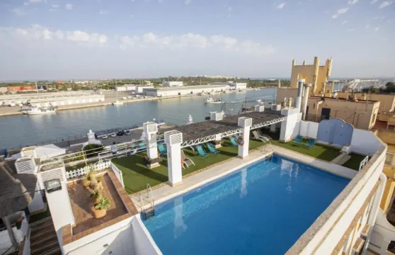 港口索霍精品酒店