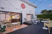 Tessa's on the Beach Hotels in Bilinga