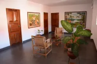 Hostal Casa Blanca - 2-Star