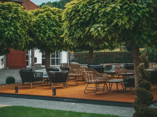 Hotel Gutshof Herborn Отели в г. Миттенар