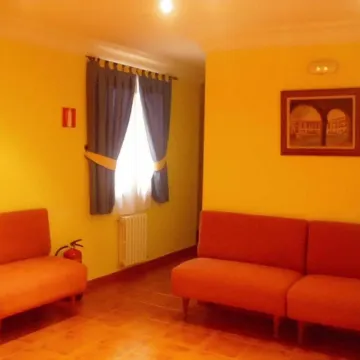 Hostal La Mancha - Housity