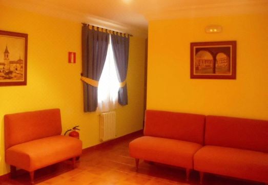 Hostal La Mancha - Housity