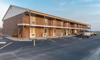Lebo Inn