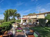 Mas de Fauchon Hotels in Lambesc