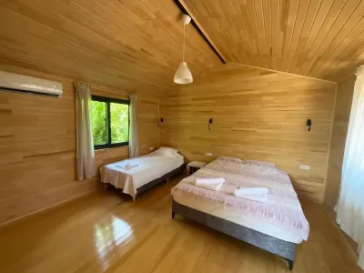 歡樂之家賓館 法塞利斯附近的飯店