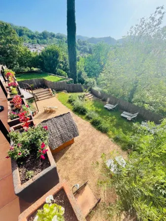 Hotel Cal Sastre Отели в г. Лес-Планес-д'Остолес