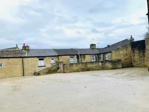 Marina Apartments Hotel di Bingley