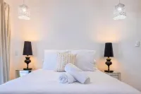 The Lake Palace Hotels in Lake Munmorah