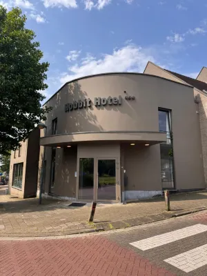 Hobbit Hotel Brussels Airport Zaventem