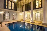 The White House Villa  — Aniwatta - Nouto- ja jättöpalvelut