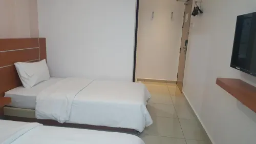 Dota Hotel - parking