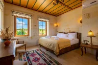 Esens Stone House - Bed and Breakfasts