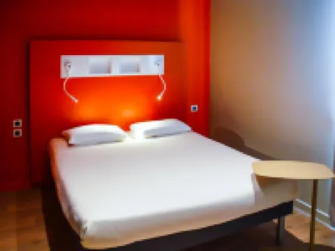 Ibis Budget Beauvais Aeroport โรงแรมในปีการ์ดี