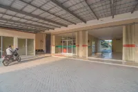 RedDoorz Plus Near Syamsudin Noor Airport 3