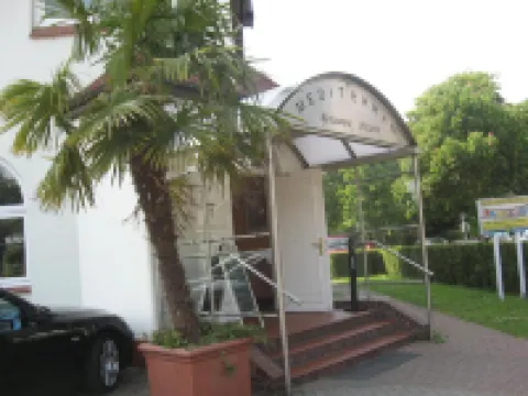 Mediterran Hotels near Billtalstadion