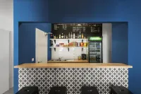 Chesscom Guesthouse Hotel a Gyal