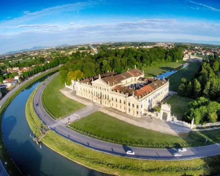 Hotel Isola di Caprera Hotels in Mira