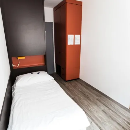 city hostel Geneva sarl