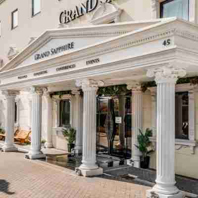 藍寶石大酒店及宴會廳 Hotel Exterior