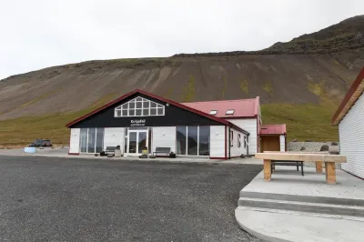 Kirkjufell Guesthouse and Apartments Hotels near Kirkjufell