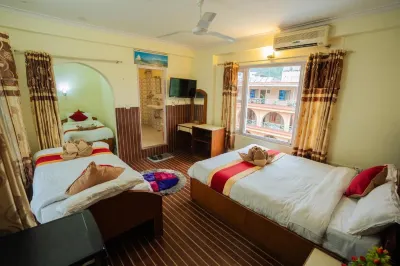 Hotel Himalayan Inn Отели в г. 