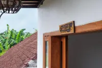 Surf Retreat Villa Sari Bali Hotels near Hutan Belajar Bali Barat