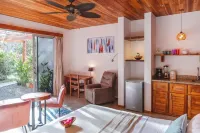 Iluminar Beachfront Suites - Apartments