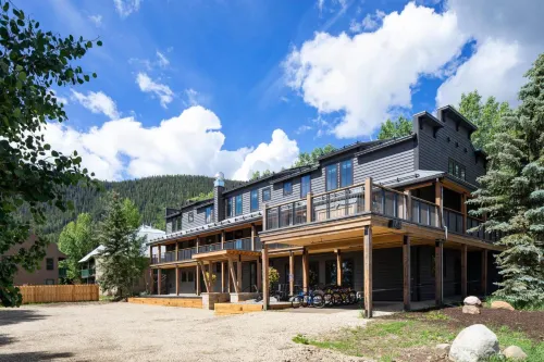 Vaquera House Hotels in Crested Butte