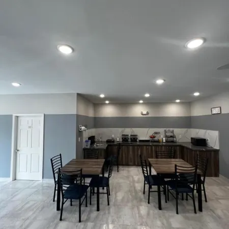 Captain Suites
