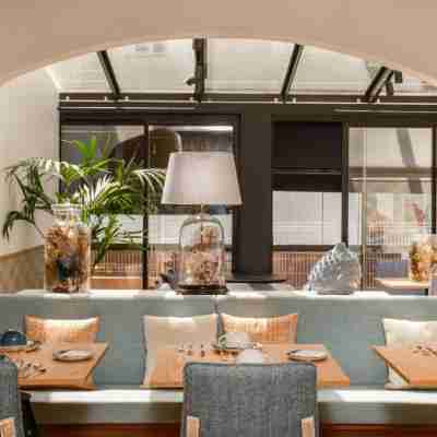 Hôtel Arcanse by Inwood Hotels Dining/Meeting Rooms