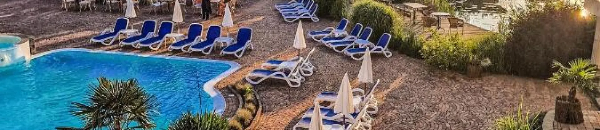 4-star Select Hotels