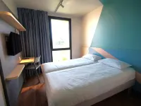 Ibis Budget Loudéac Vélodrome Hotels in Loudeac