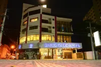 River Park Hotel