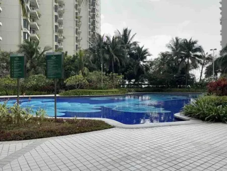 2R2B 4pax Condo Forest City 3D-2105 Отели в г. Gelang Patah