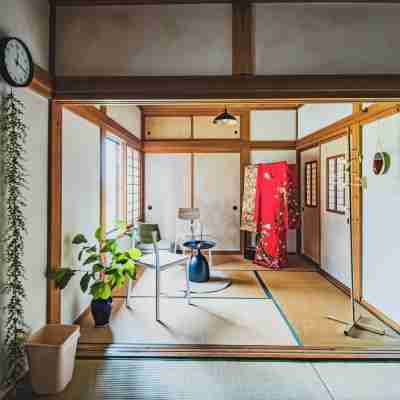 AKIYATO 佐渡/一棟貸切古民家　オーシャンビュー　日本文化着物　　SeaSideStory椿 はなれ Rooms