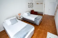 Alegria Cozy with Terrace- Porto city centre - Pysäköinti