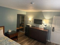 Lamplighter Motel