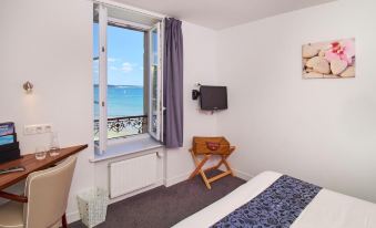 Logis Hotel Belle-Vue