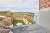 Host & Stay | Highfield House - Homestays