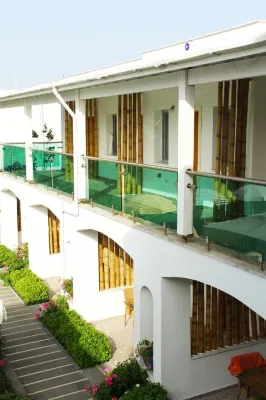 The Losh Hotel Отели рядом с достопримечательностью «Yalıkavak Marina»