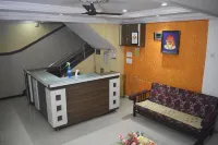 Hotel Sai Vishwa - พร้อมระเบียง