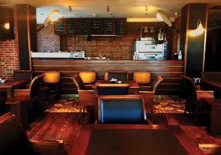 Ajnadeen Hotel Отели рядом с достопримечательностью «Университет Ярмук»