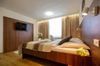 WX Hotel Hotels in Bratislava IV